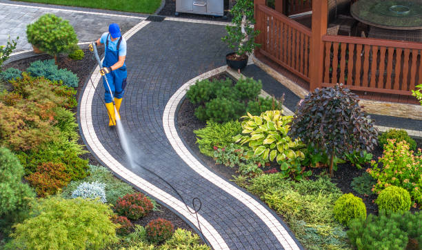 Garage Pressure Washing in Long Beach, WA